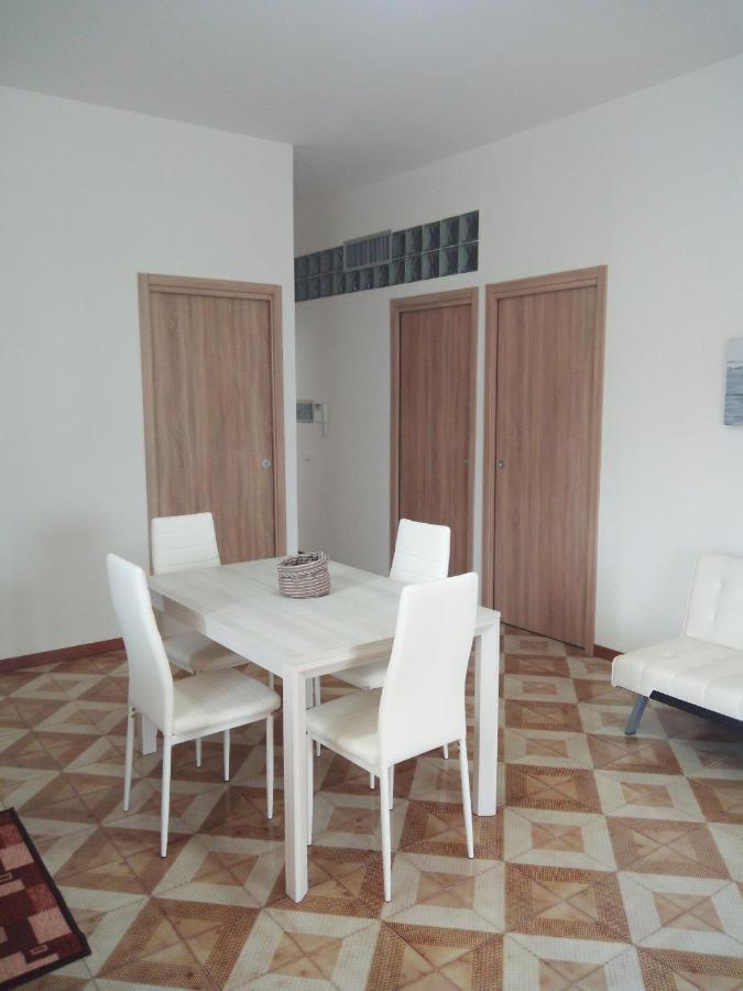 Appartamento A Мондело Екстериор снимка